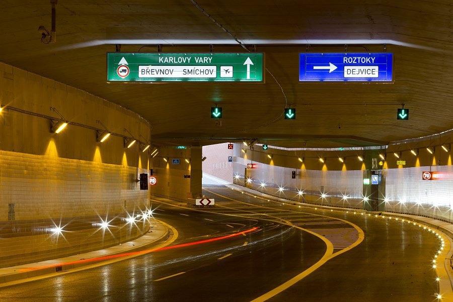 prague-city-ring-road-blanka-tunnel-emergency-motorist-telephone-system-65883-11598864.jpg prague-city-ring-road-blanka-tunnel-emergency-motorist-telephone-system-65883-11598864.jpg